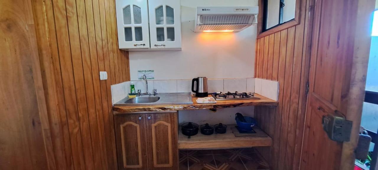 Tuava Lodge Hanga Roa Extérieur photo