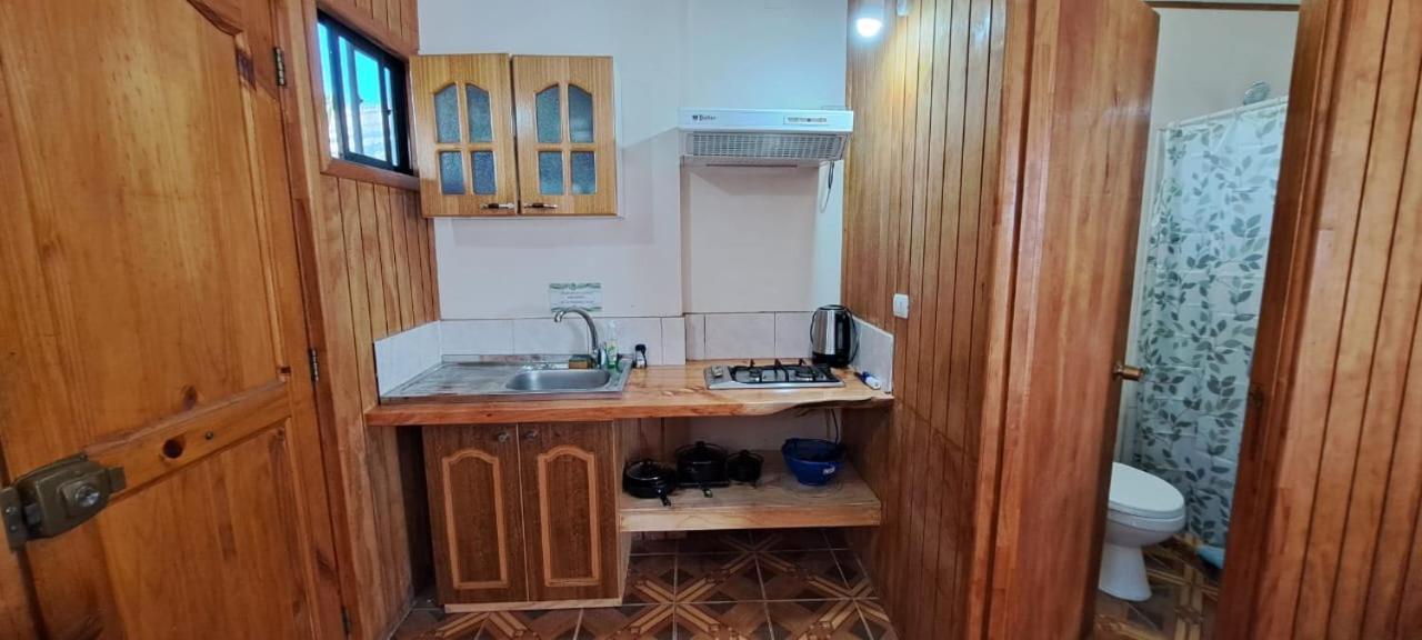 Tuava Lodge Hanga Roa Extérieur photo
